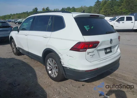 2018 Volkswagen Tiguan 2.0T Se/2.0T Sel z USA, uszkodzony, nr VIN 3VV3B7AX5JM070900